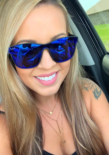 Weekender Blue Polarized Dax Sunglasses
